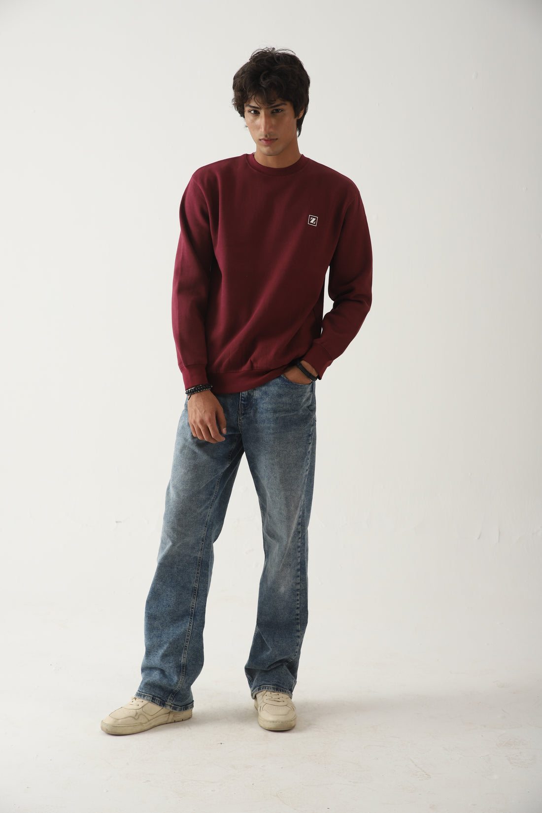Distorted Reality Sweatshirt | RElAX FIT