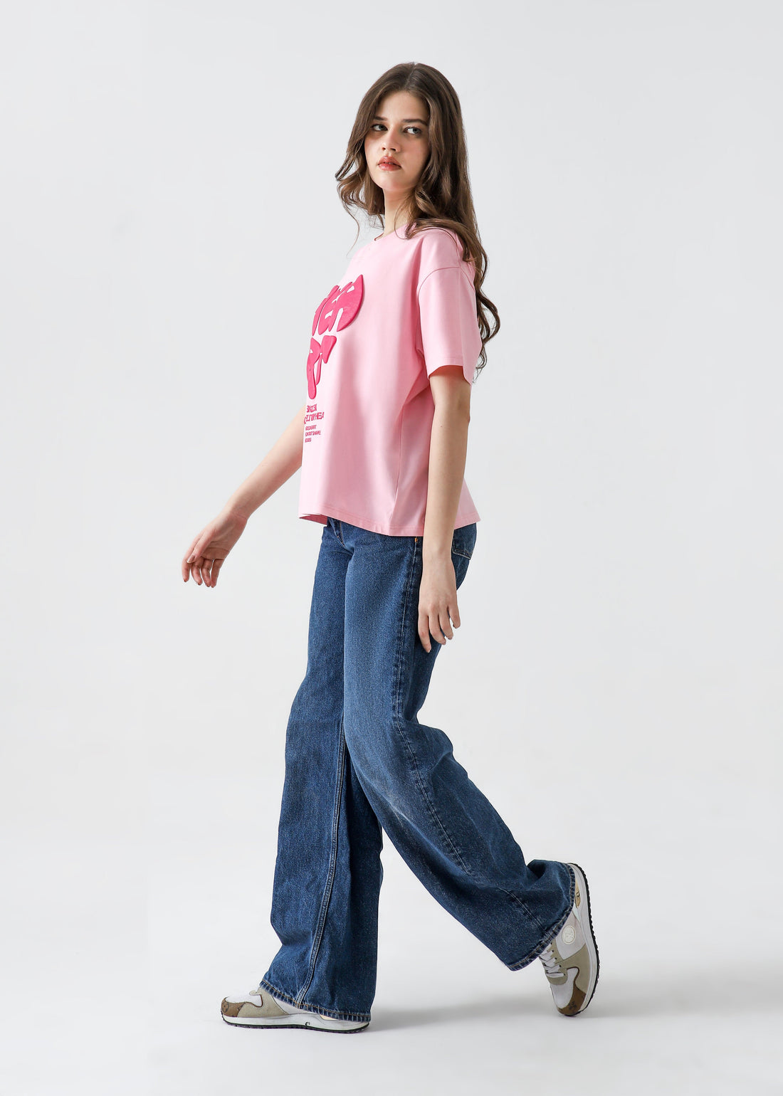 Zattitudeclothing AMOUR CREST TEE